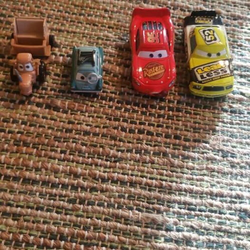 Disney Pixar Cars Car Set Lightning McQueen Maters junkyard jamboree Professor Z